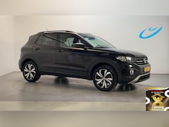 Volkswagen T-Cross - 1.0 TSI Life Navigatie Parkeersensoren Climate Control DAB+