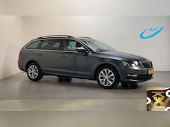 Skoda Octavia Combi - 1.0 TSI 116pk Greentech Business Edition Leder-Stof Navigatie Parkeersensoren Stoelverwarm