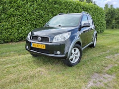 Daihatsu Terios - 1.5-16v Exclusive 4x4