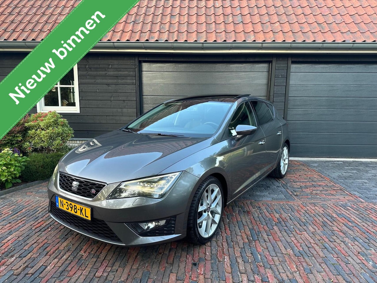 Seat Leon - 1.8 TSI FR Business Open dak/stoelverw/Xenon/Clima - AutoWereld.nl