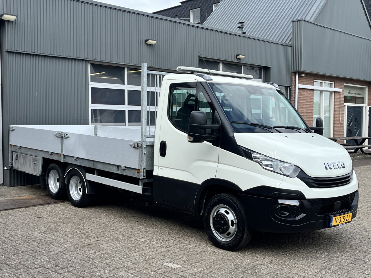 Iveco Daily - 40C18 Be Clixstar 3420kg laadvermogen Airco Cruise control Telefoonverbinding Tachograaf 2 - AutoWereld.nl