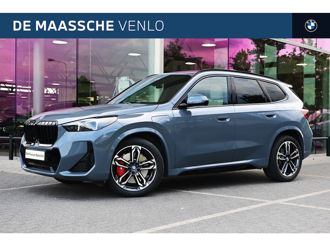 BMW X1 - xDrive30e M Sport Automaat / Sportstoelen / M Adaptief onderstel /  Massagefunctie / Comfo - AutoWereld.nl