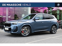 BMW X1 - xDrive30e M Sport Automaat / Sportstoelen / M Adaptief onderstel / Massagefunctie / Comfor