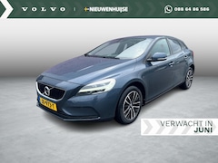 Volvo V40 - 2.0 T2 Momentum | Trekhaak afneembaar | Parkeerverwarming | Verwarmbare voorruit | Stoelve