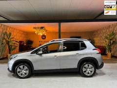 Peugeot 2008 - 1.2 PureTech Signature Garantie CarPlay StoelVW Parkeersensoren Cruise Navi Led Rijklaar