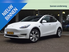 Tesla Model Y - RWD 58 kWh Autopilot bas. / Stoelverwarming / BTW auto Weinig KM