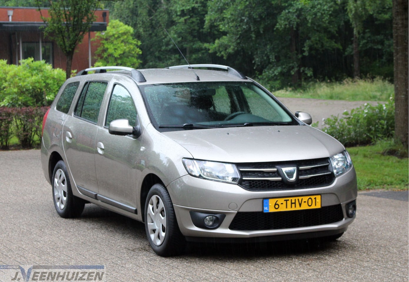 Dacia Logan MCV - 0.9 TCe Lauréate | 2014 | Leuke auto | Nwe APK! - AutoWereld.nl