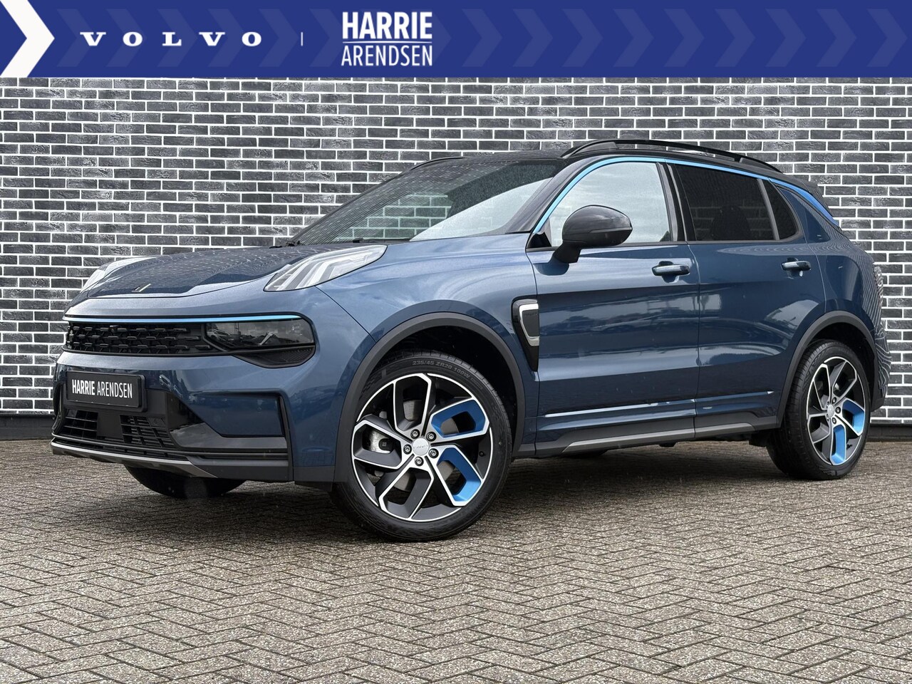 Lynk & Co 01 - 1.5 | Panoramadak | Nieuw voertuig 0 km. | Adaptive cruise control | LED koplampen | Camer - AutoWereld.nl