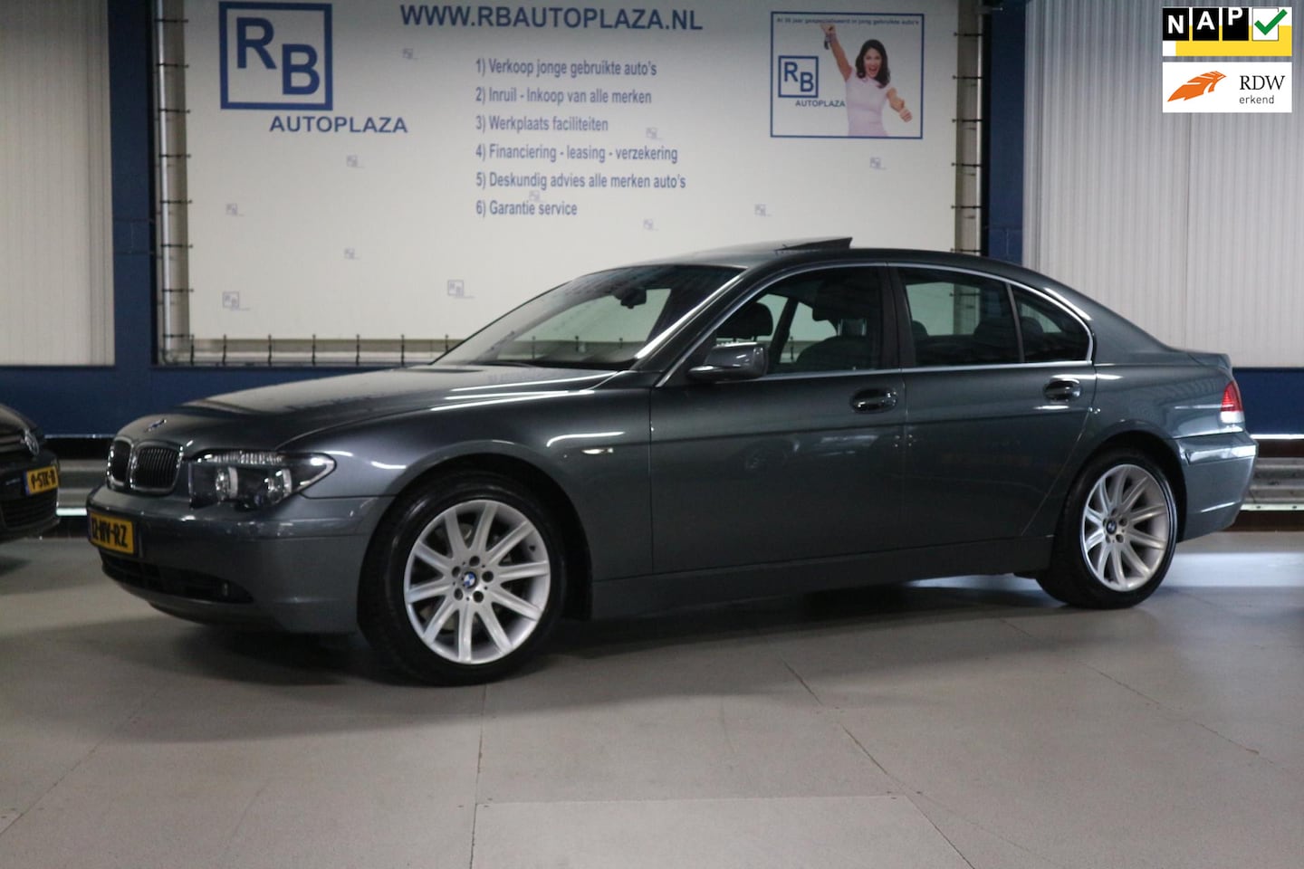 BMW 7-serie - 745i Executive PANO/ NAP/ ONDERHOUDSHISTORIE AANWEZIG - AutoWereld.nl