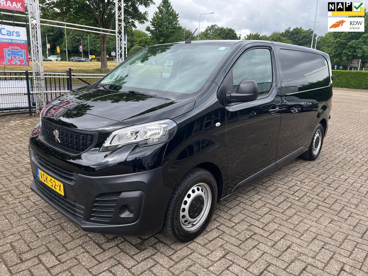 Peugeot Expert - 1.5 BlueHDI 100 Pk Airco/ Cruise/ PDC/ Trekhaak - AutoWereld.nl