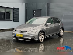 Volkswagen Golf - 1.6 TDI Comfortline DSG NAVI CARPLAY 127384KM