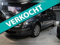 Renault Laguna Grand Tour - 2.0-16V Dynamique / automaat / apk / NAP