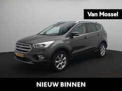 Ford Kuga - 1.5 Titanium 4WD AUT | Navigatie | Trekhaak | Winter pack