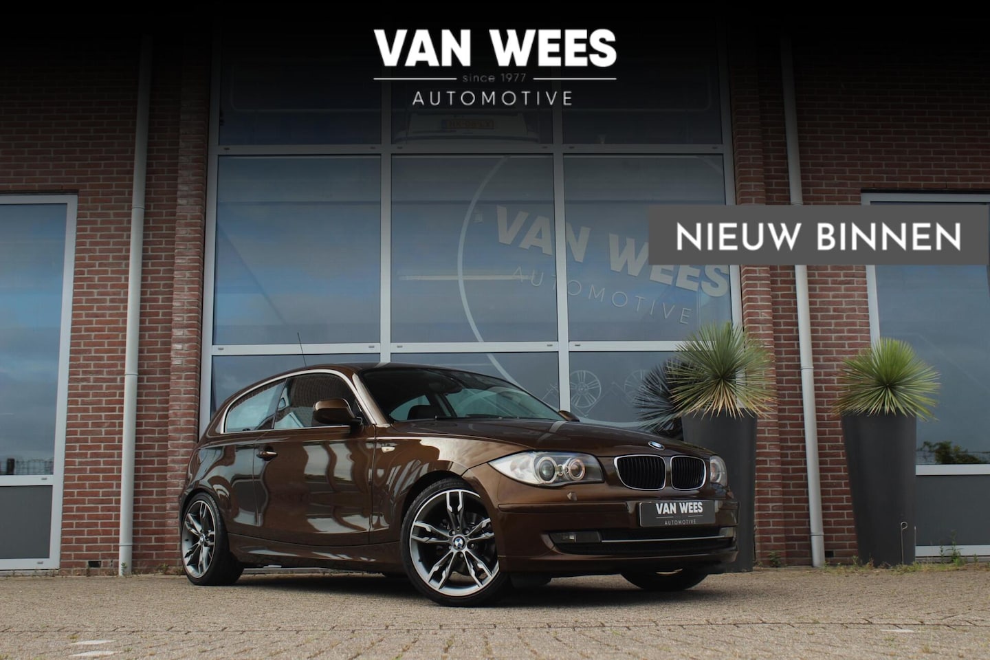 BMW 1-serie - 118i EffDyn. Ed. Business Line Ultimate Edition 118i EffDyn. Ed. Business Line Ultimate Edition - AutoWereld.nl