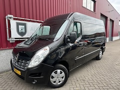 Renault Master - T35 2.3 dCi L2H3 Energy // 182 DKM NAP // Navi // Airco // Trekhaak