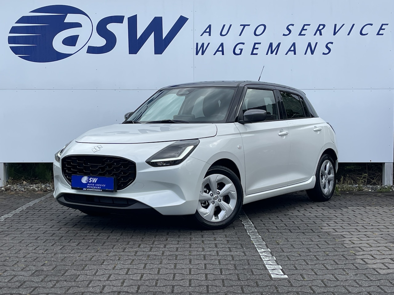 Suzuki Swift - 1.2 Select Smart Hybrid | Navi | Camera | ACC | LED | Keyless | CarPlay - AutoWereld.nl