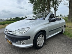 Peugeot 206 CC - 2.0-16V|rijdt super|nieuw apk|leder