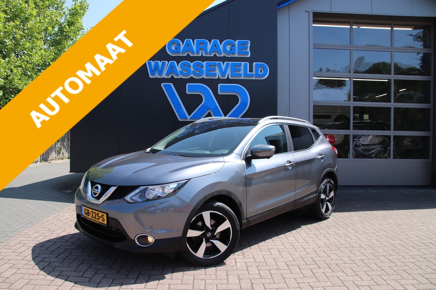 Nissan Qashqai - 1.2 DIG-T Connect Edition Trekhaak/Pano/Camera - AutoWereld.nl