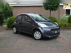 Peugeot 107 - 1.0 Access Accent 5-deurs Airco NL Auto