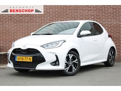 Toyota Yaris - 1.5 Hybrid 115PK TEAM PLAYER |LED|STUUR EN STOELVERW|CAMERA|APPLE&ANDROID AUTO|
