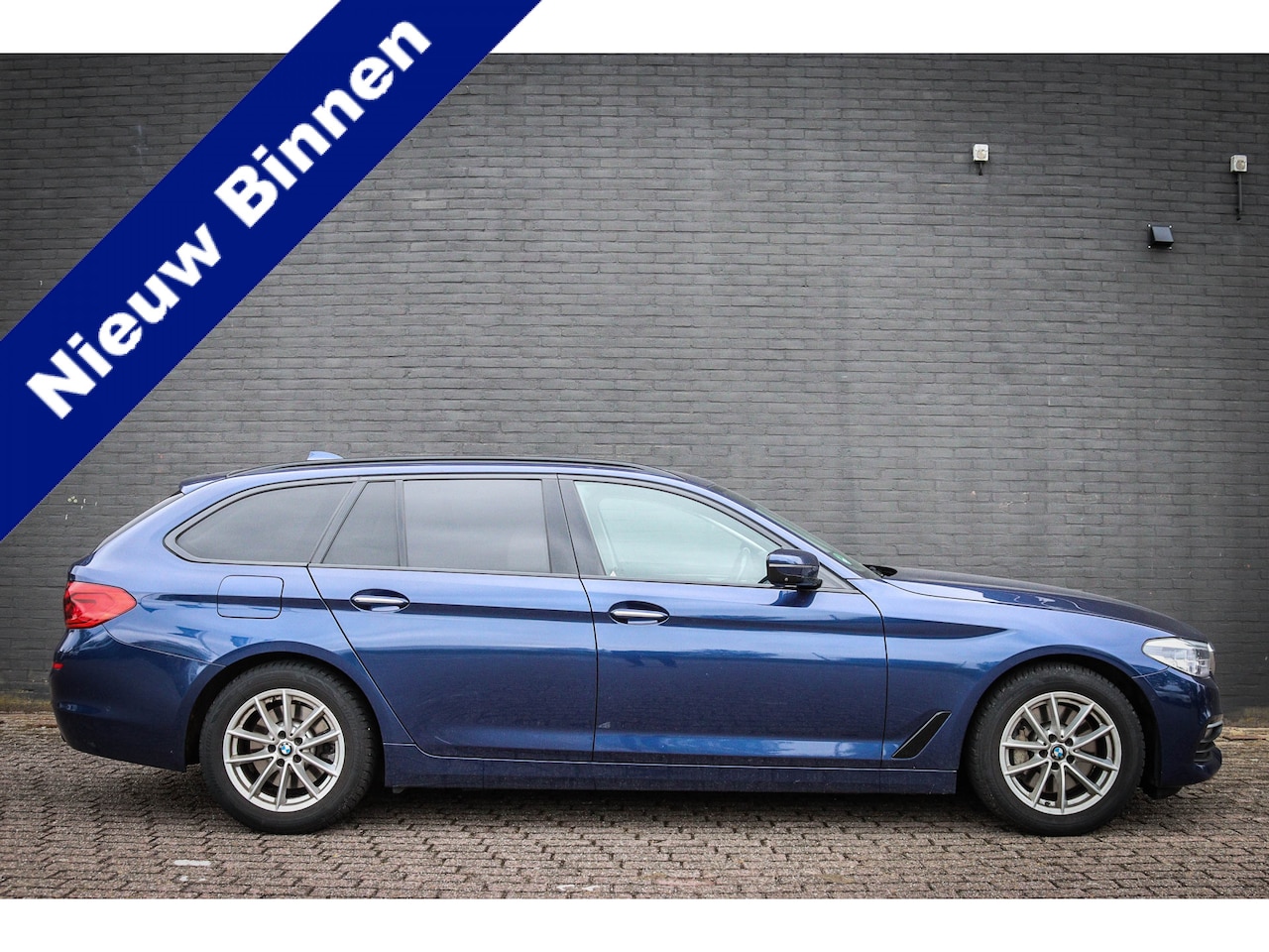 BMW 5-serie Touring - 530i xDrive High Executive Net binnen; Jouw droomauto? - AutoWereld.nl