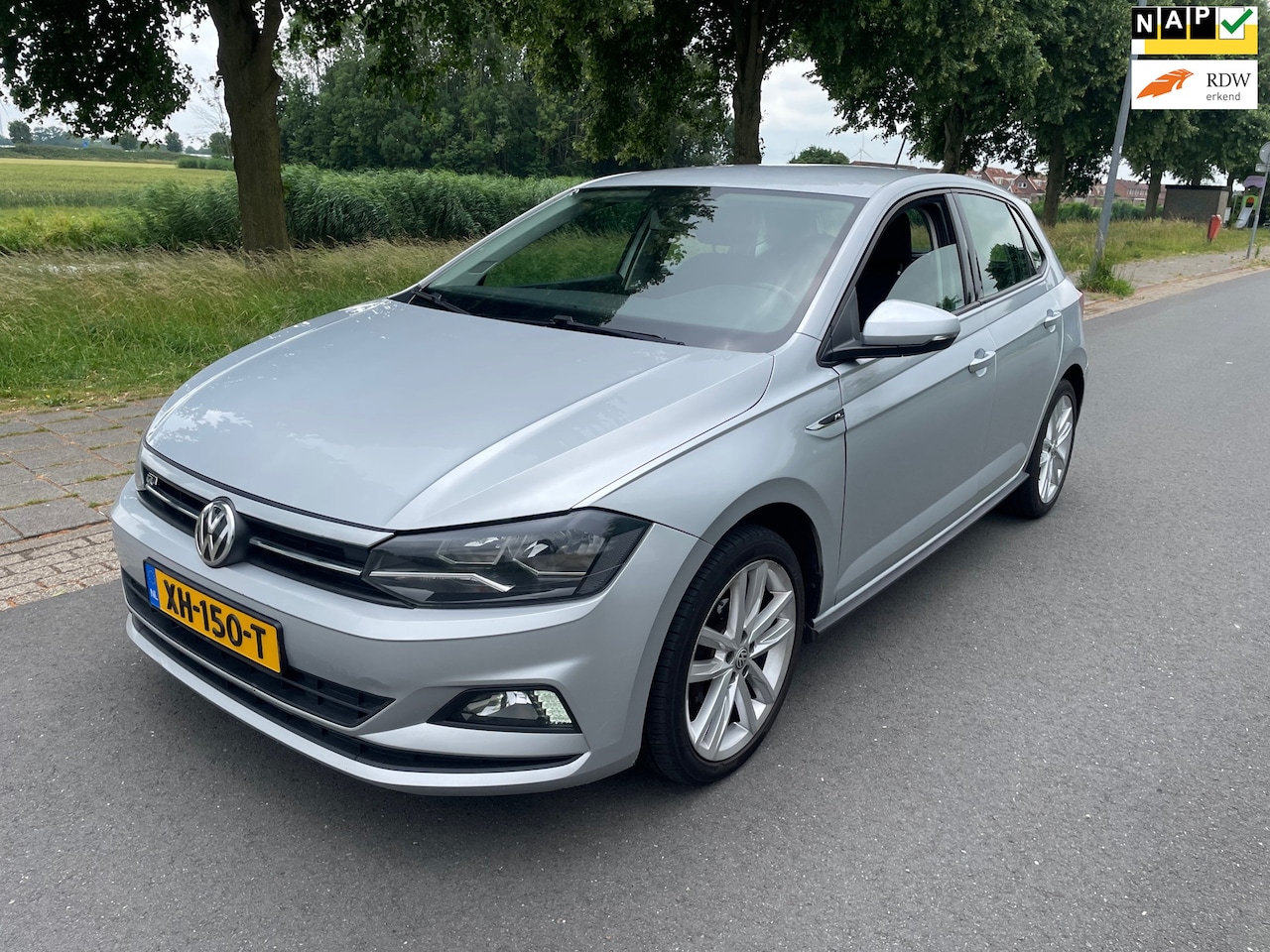 Volkswagen Polo - 1.0 MPI R-LINE/NAVI/AIRCO - AutoWereld.nl