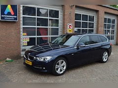 BMW 3-serie Touring - Pdc, Navigatie, St 320i Corp L Hi Ex