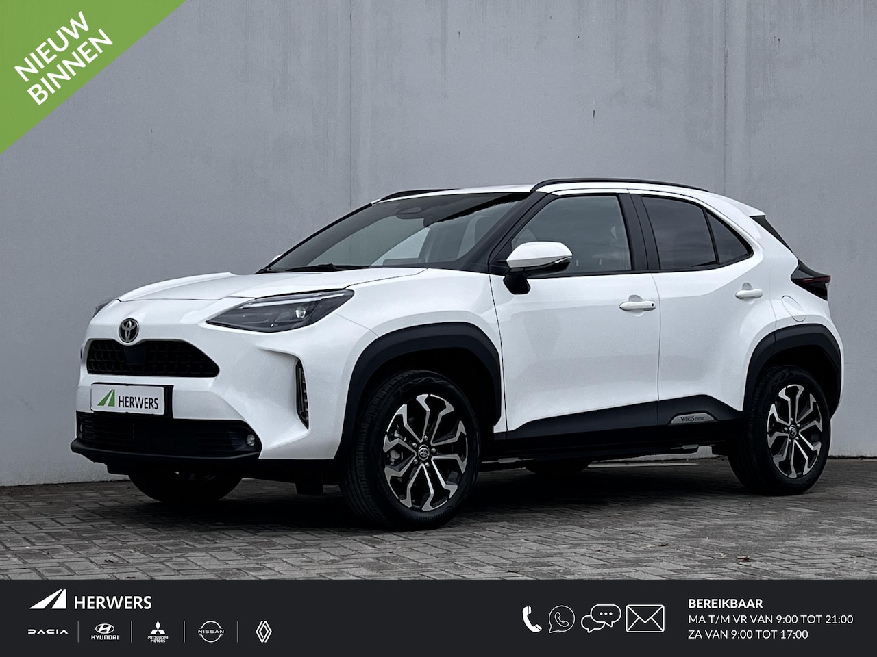 Toyota Yaris Cross - 1.5 Hybrid 130 Dynamic Automaat / Nieuw / Adaptief CC / Stuur-, stoel- en voorruitverwarmi - AutoWereld.nl