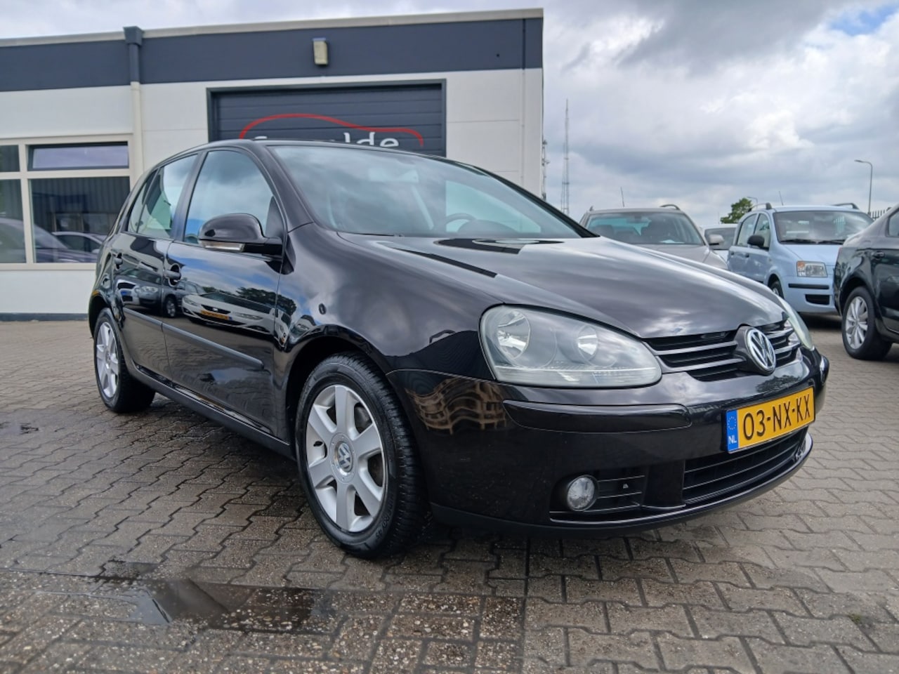 Volkswagen Golf - 2.0 FSI 172.000KM Nap/5-Deurs/Apk 07-'26 - AutoWereld.nl