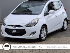 Hyundai ix20 - 1.6i i-Catcher / Pano / Navi / Trekhaak / Leder / Keyless /