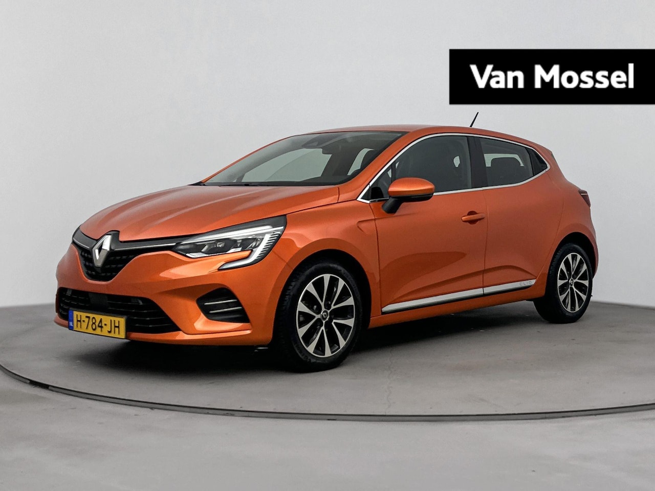 Renault Clio - 1.0 TCe Intens | Navigatie | Carplay | Achteruitrijcamera | Climate Control | Lichtmetalen - AutoWereld.nl