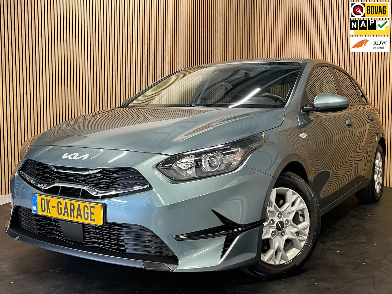 Kia Cee'd - Ceed 1.0 T-GDi DynamicLine|CARPLAY|STOEL-STUURVERWARMING|CAMERA|CLIMA|CRUISE|LANE-ASSIST - AutoWereld.nl