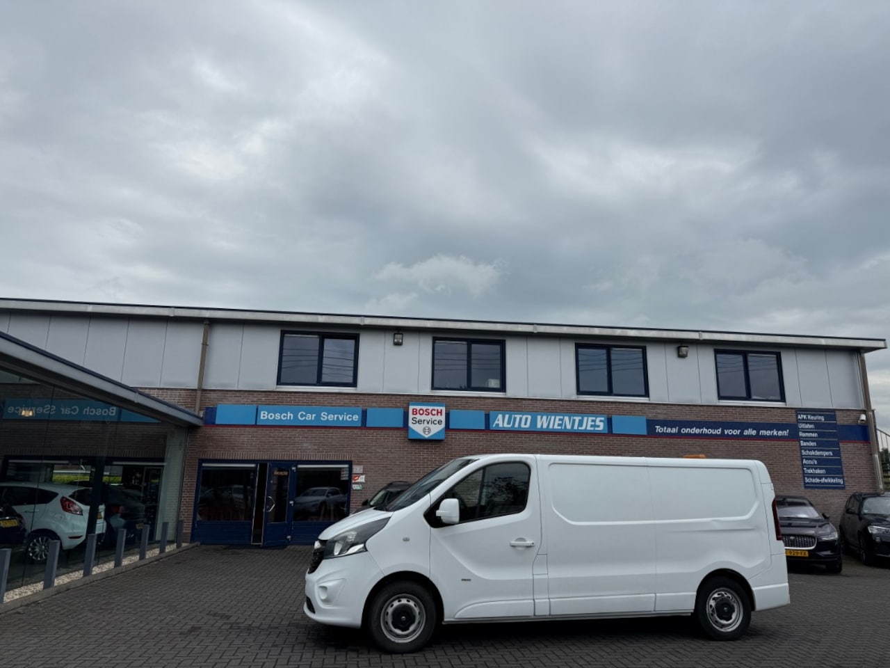 Opel Vivaro - 1.6 CDTI 66kw | L2 Edition | Leer | Airco | Cruise - AutoWereld.nl
