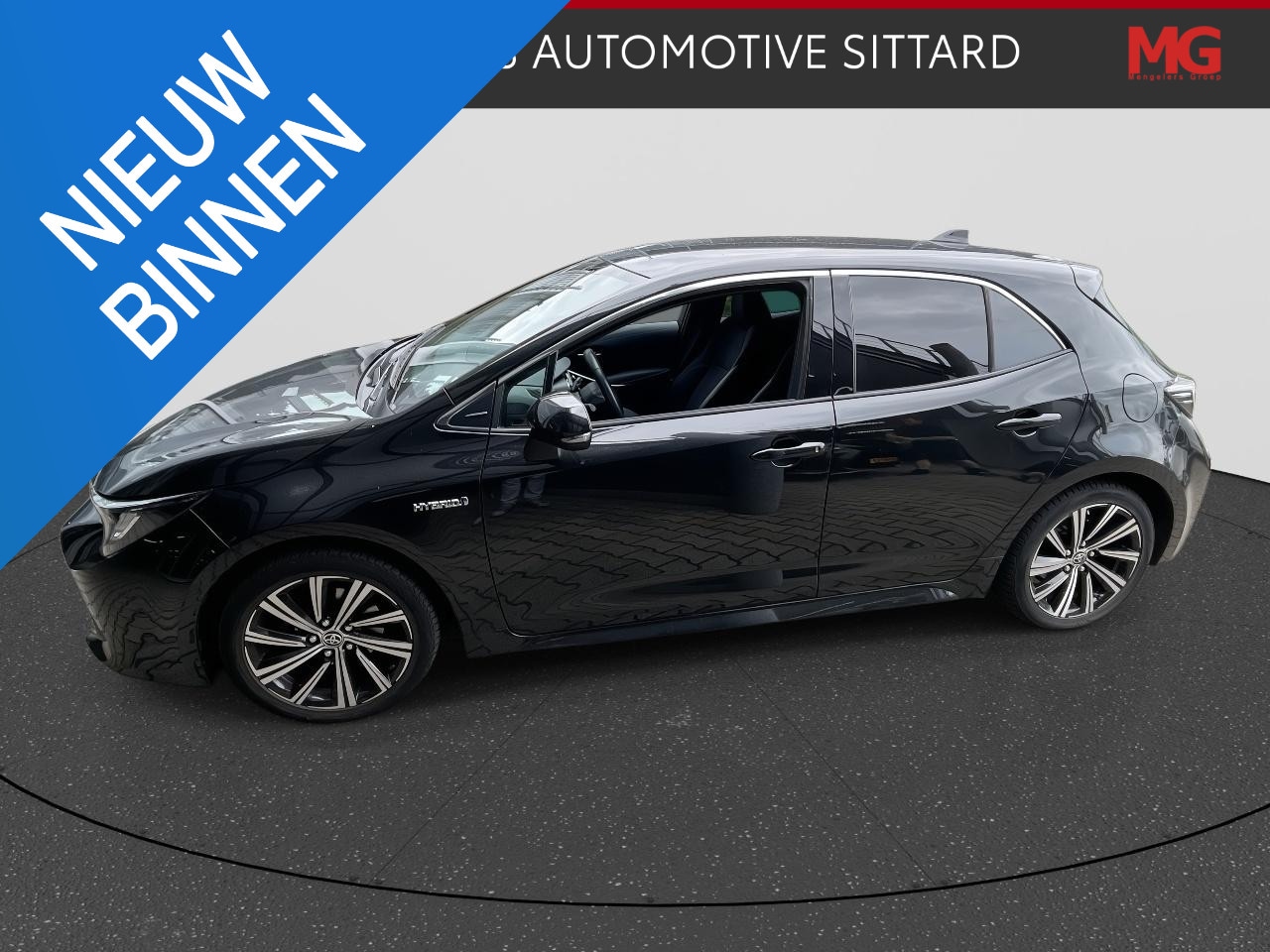 Toyota Corolla - 1.8 Hybrid TeamNL 1.8 Hybrid TeamNL - AutoWereld.nl