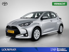Toyota Yaris - 1.5 Hybrid Active Limited | Parkeercamera | Cruise Control Adaptief | Apple Carplay /- And