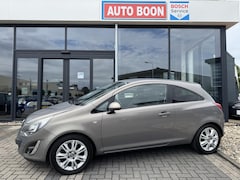 Opel Corsa - 1.4 101PK BLITZ : 1E.EIG/NAVI/CLIMA/PDC/MEDIA/ BTA/LMV - NL AUTO - KM=NAP