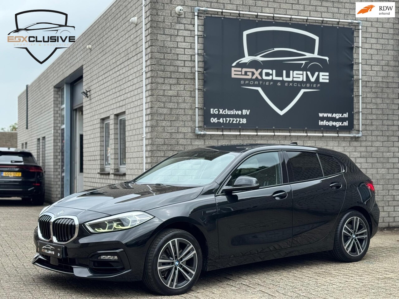 BMW 1-serie - 118i High Executive ACC | LED | STOELVERWARMING | NAVI - AutoWereld.nl