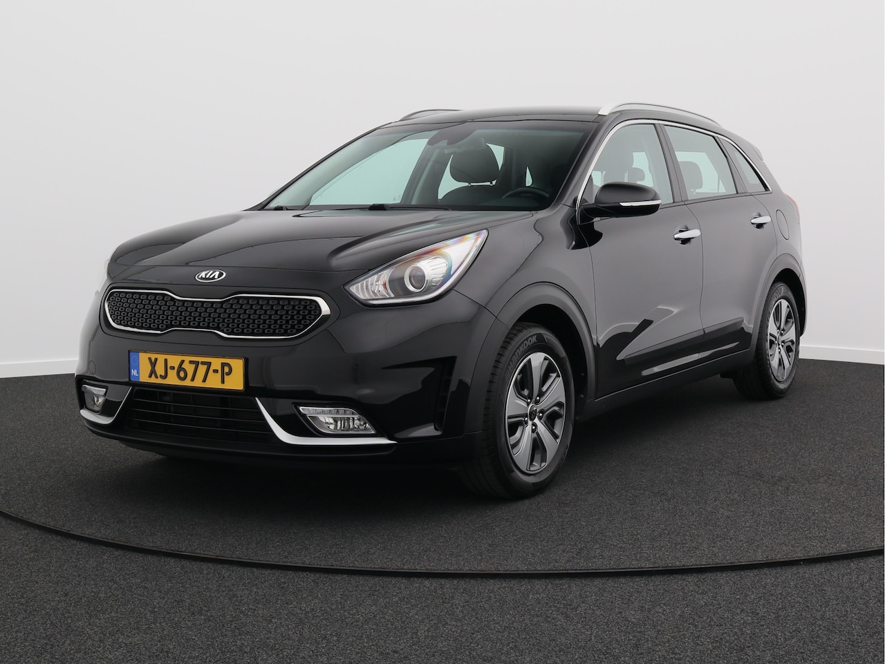 Kia Niro - 1.6 GDi Hybrid DynamicLine/ lage km/ trekhaak! - AutoWereld.nl
