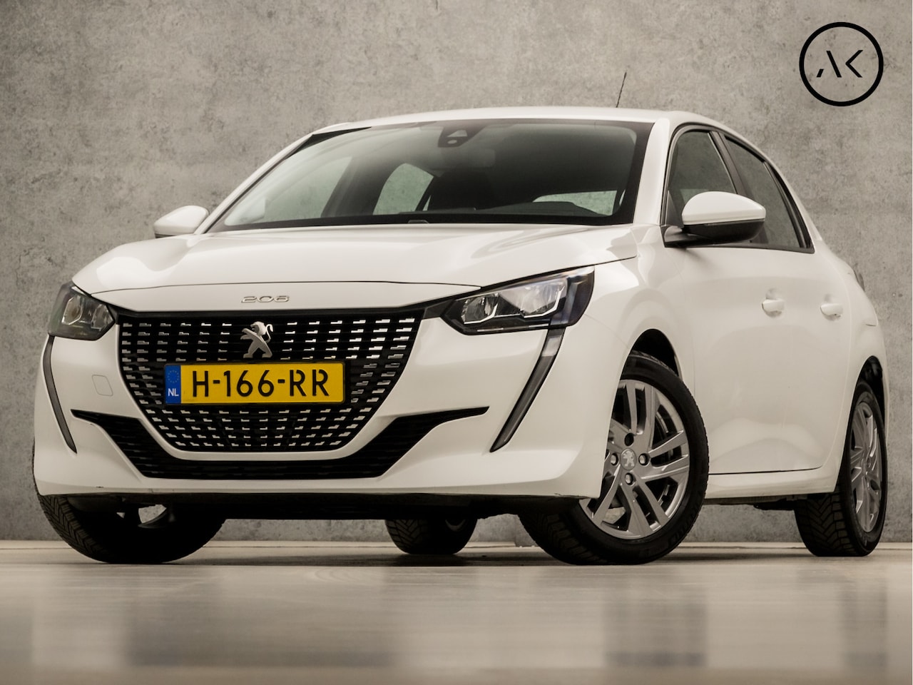 Peugeot 208 - 1.2 PureTech Sport (APPLE CARPLAY, GROOT NAVI, 360 CAMERA, LM VELGEN, SPORTSTOELEN, CRUISE - AutoWereld.nl