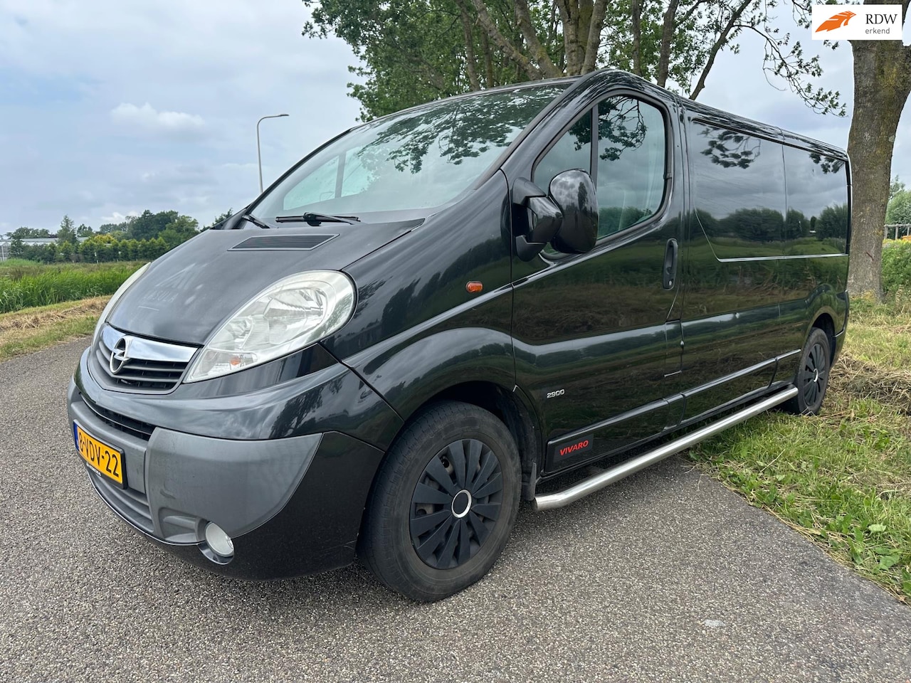 Opel Vivaro - 2.5 CDTI L2H1|verstuiver lek rijdt gewoon - AutoWereld.nl