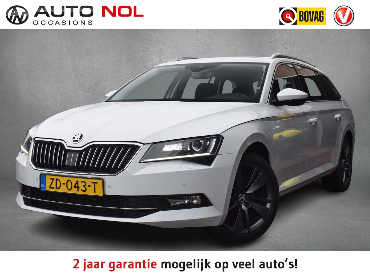 Skoda Superb Combi - 1.5 TSI ACT Ambition Business | Panorama | AppleCarplay | Trekhaak - AutoWereld.nl