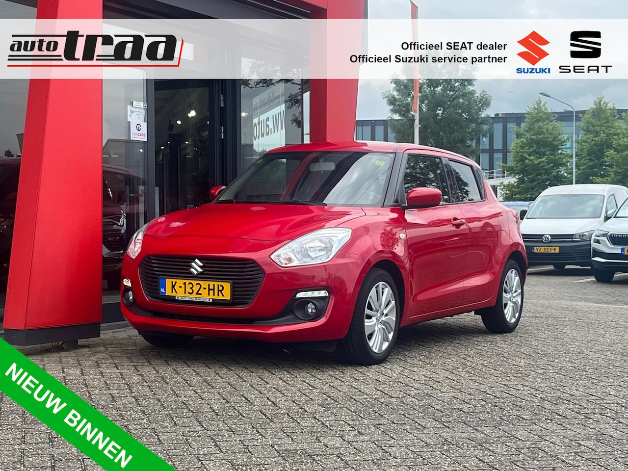 Suzuki Swift - 1.2 Select Smart Hybrid / Navigatie / Camera / Stoelverwarming / - AutoWereld.nl