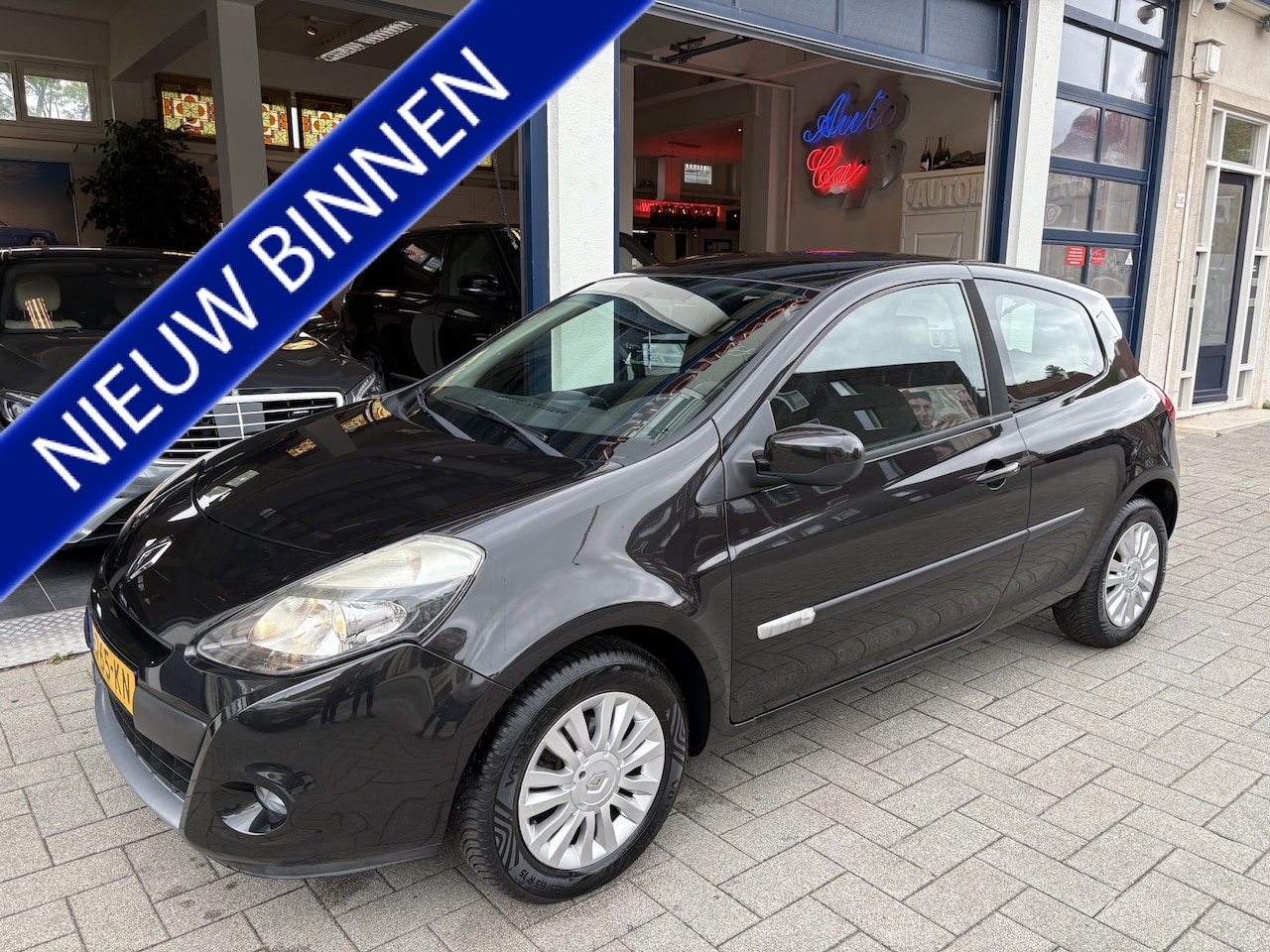 Renault Clio - 1.2 Sélection Business NW APK/AIRCO/PDC/L.M VELGEN - AutoWereld.nl