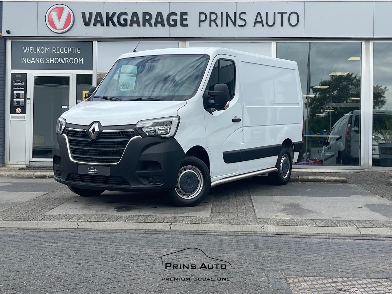 Renault Master - T35 2.3 dCi 135 L1H1 Comfort |TREKHAAK|CRUISE|BETIMMERING|BANK - AutoWereld.nl