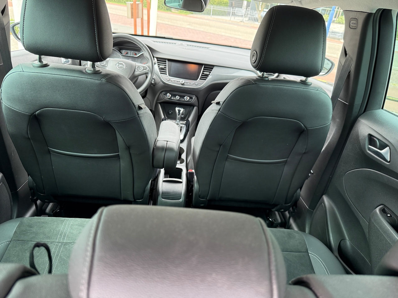 Opel Crossland - 1.2 Turbo Ultimate Trekhaak 130PK eerste eigenaar
