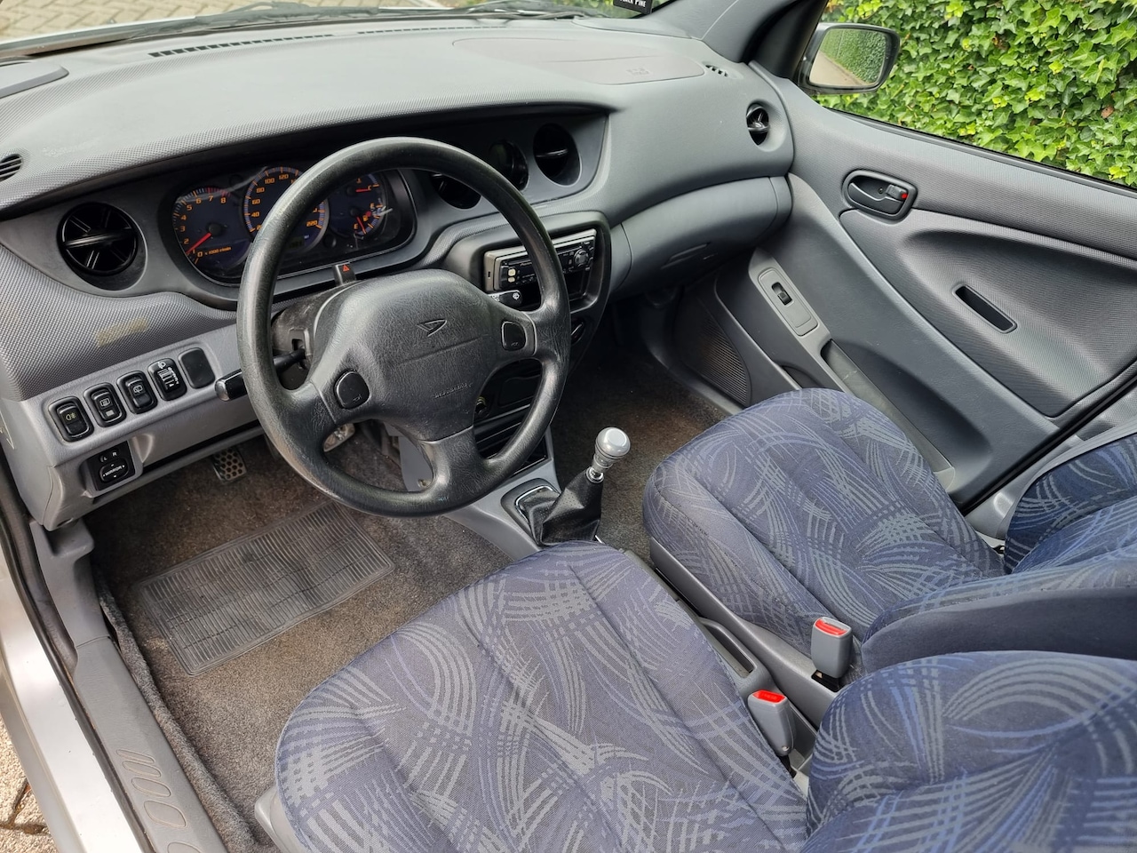 Daihatsu Young RV - 1.3-16V XTi