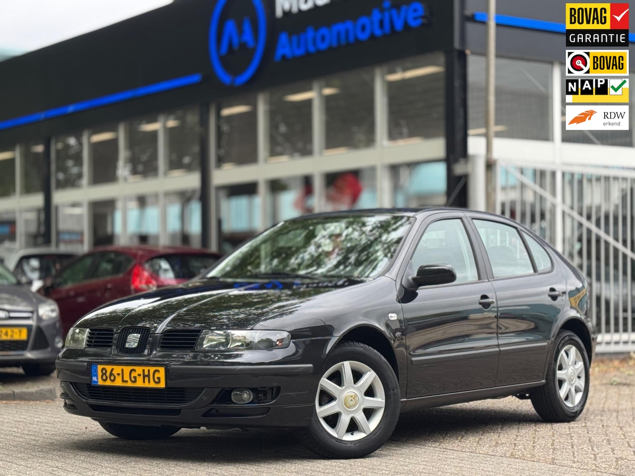 Seat Leon - 53.000km NAP Airco Trekhaak LM velgen Bluetooth Nieuwe banden - AutoWereld.nl