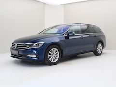 Volkswagen Passat Variant - 1.5 TSI 150PK DSG7 [ AREA VIEW+CARPLAY+STOELVERWARMING+LED+TREKHAAK+PDC ]