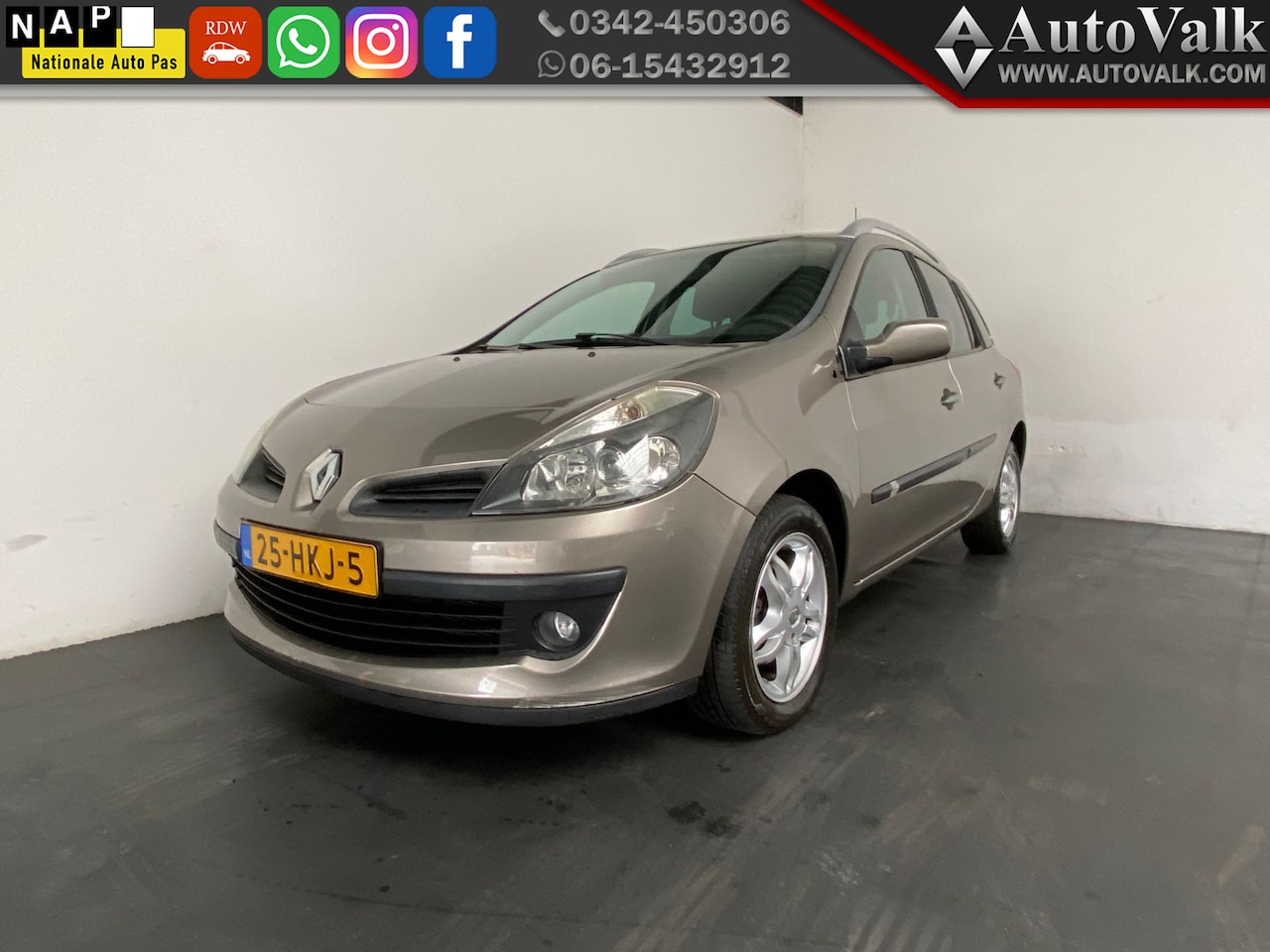 Renault Clio Estate - 1.6-16V Dynamique 1.6-16V Dynamique - AutoWereld.nl