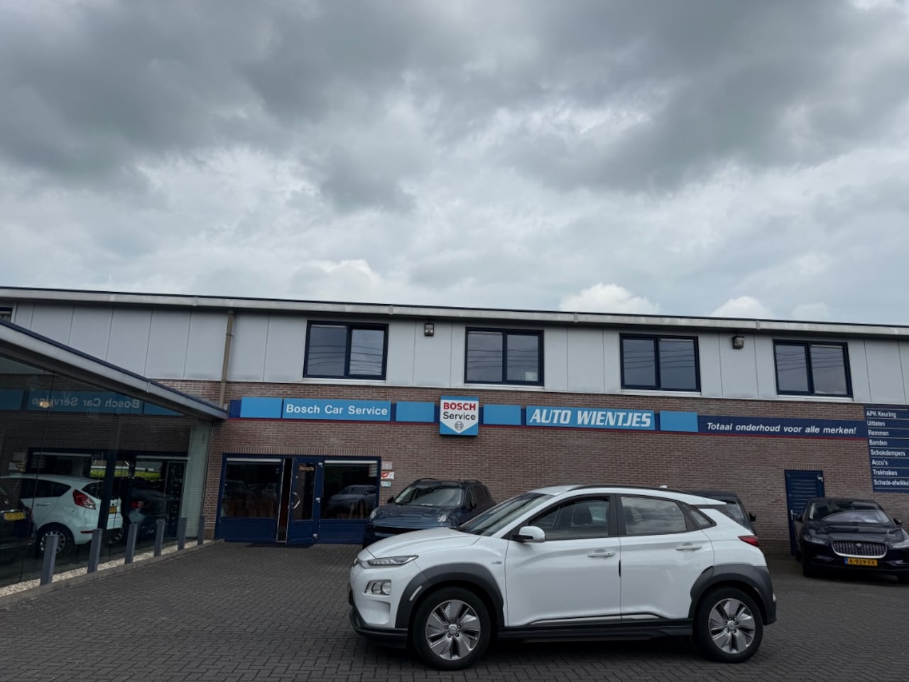 Hyundai Kona Electric - EV Comfort 64kWh | Navi - AutoWereld.nl
